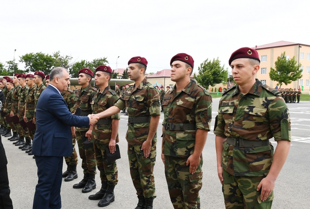 Mehriban Əliyeva əsgərlərin ehtiyata buraxılması mərasimində - FOTOLAR-YENİLƏNİB