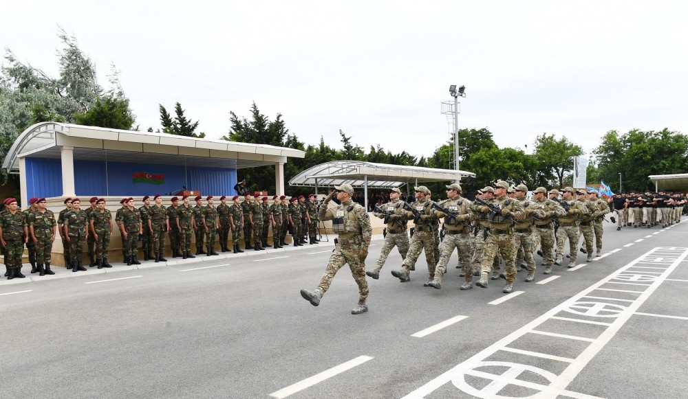 Mehriban Əliyeva əsgərlərin ehtiyata buraxılması mərasimində - FOTOLAR-YENİLƏNİB