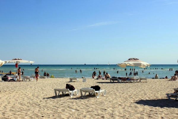 “Voyaj”, “Park Riyad”, “Caspian Beach” cərimələndi 