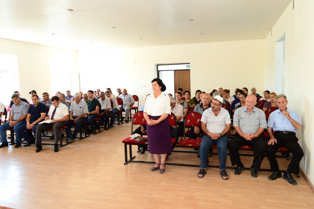 Cavid Osmanov Yuxarı Ləki kəndində görüş keçirdi - FOTO