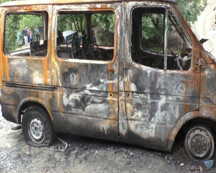 Astarada iki avtobusu yandıran şəxs saxlanıldı - FOTOLAR