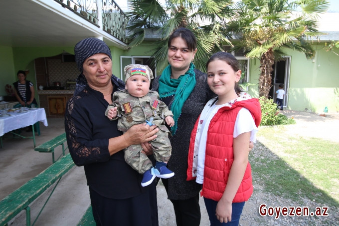 Qazaxda Aprel şəhidinin adı qardaşı oğluna verildi - FOTOLAR