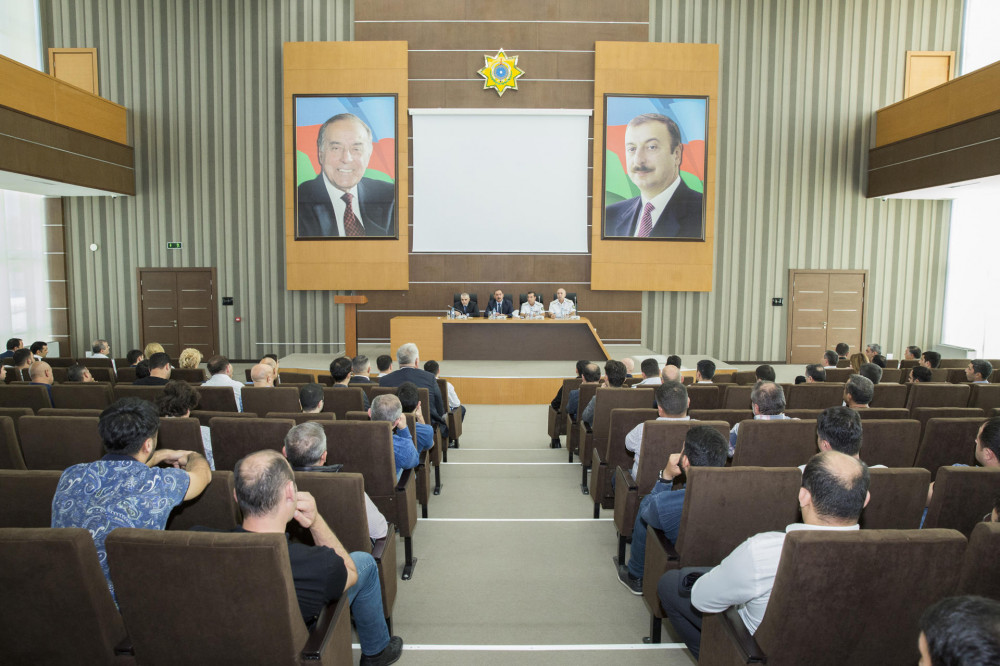 Gömrük təmsilçiləri yeniliklər barədə məlumatlandırıldı (FOTO)