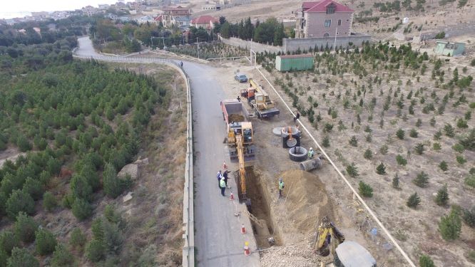 Badamdarda içməli su və kanalizasiya layihələri icra olunur - FOTOLAR