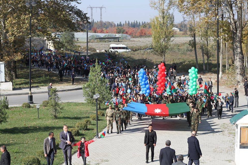 Ağdaşda Bayraq Yürüşü keçirildi - FOTO