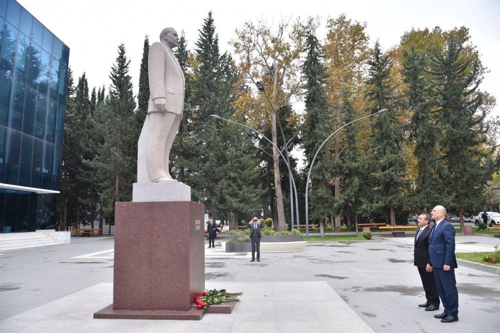 Qorxmaz Hüseynov Mingəçevir və Yevlax sakinlərini qəbul etdi - FOTOLAR