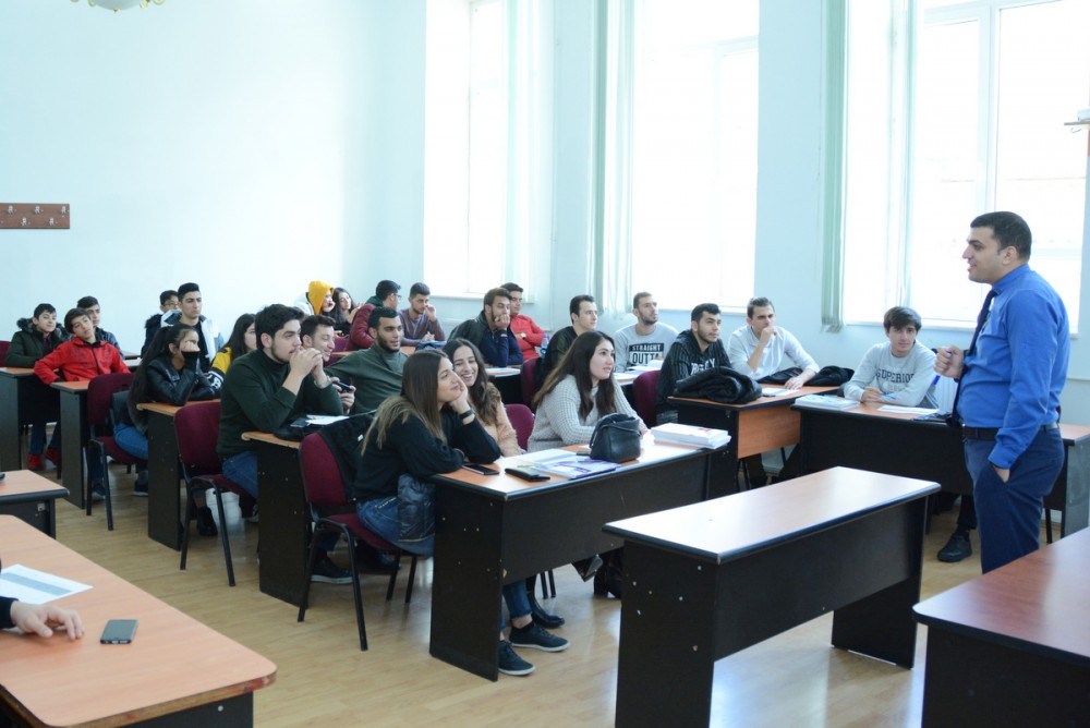 “UNEC-də 1 gün” layihəsinə yenidən start verildi - FOTO