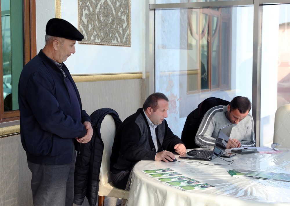 Mineral gübrələrin güzəştli şərtlərlə səyyar satışı başa çatdı - FOTOLAR