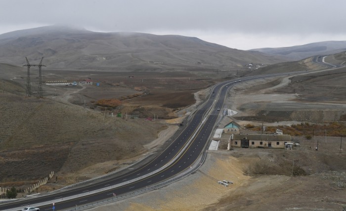 Prezident Şamaxıda yol açılışında iştirak edib - FOTOLAR