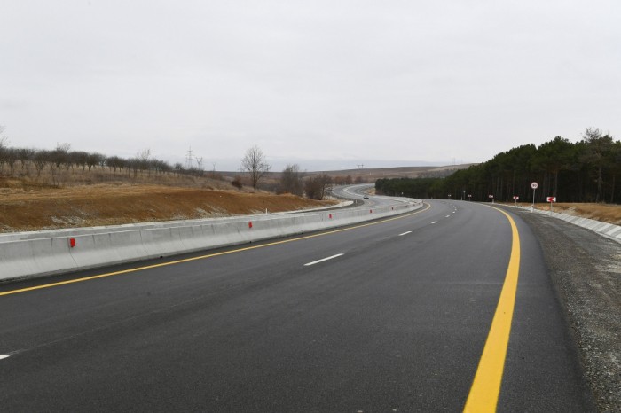 Prezident Şamaxıda yol açılışında iştirak edib - FOTOLAR