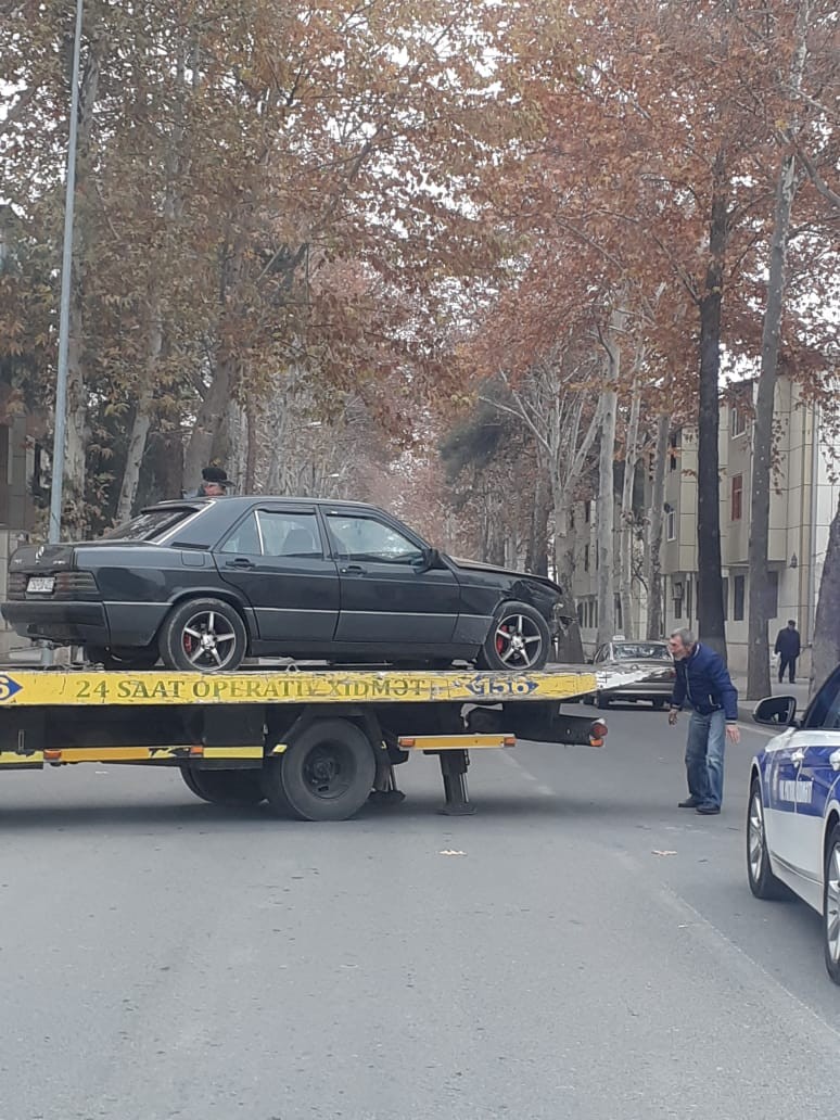 İcra Hakimiyyətinin maşını qəza törətdi - FOTO