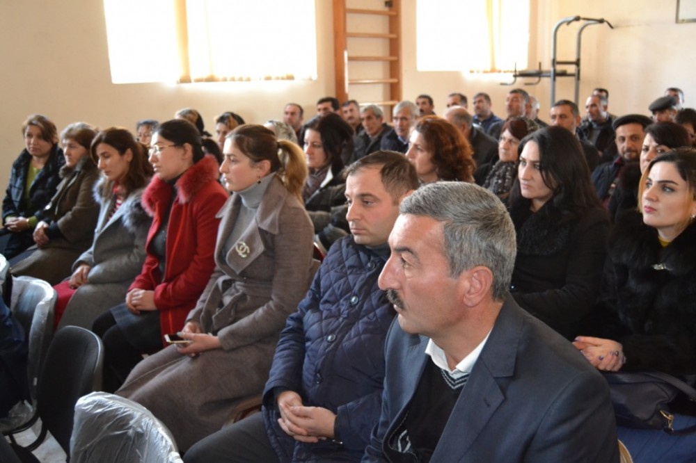 Mirdamət Sadıqov Talış kəndində sakinlərlə görüşüb - FOTOLAR