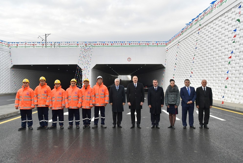İlham Əliyev Pirşağıda avtomobil tunelinin açılışında - FOTOLAR