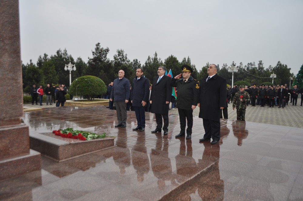 Hacıqabulda çağırışçılar hərbi xidmətə yola salındı - Foto