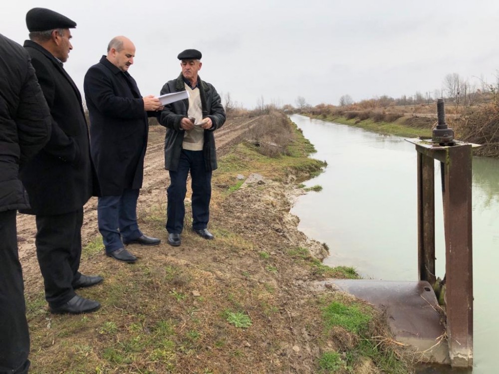 Çingiz Qənizadənin seçicilərlə görüşləri davam edir - FOTO