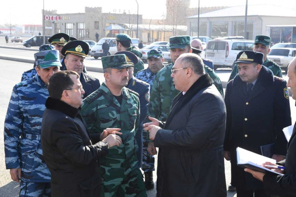 Generallar “Şıxlı” sərhəd-buraxılış məntəqəsində - FOTO