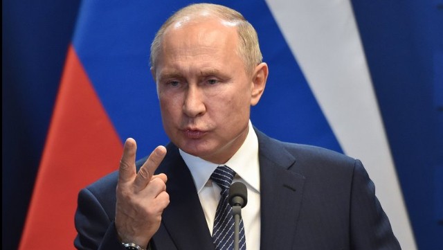 Putin iki sabiq naziri işsiz qoymadı 