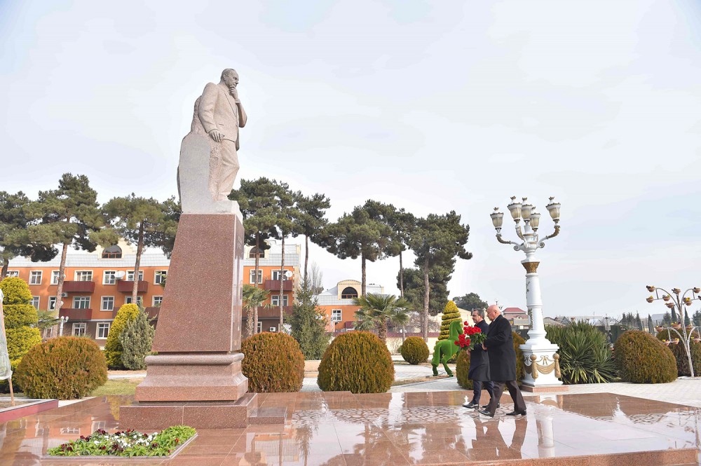 Qorxmaz Hüseynov bu rayonların sakinlərini qəbul etdi - FOTO