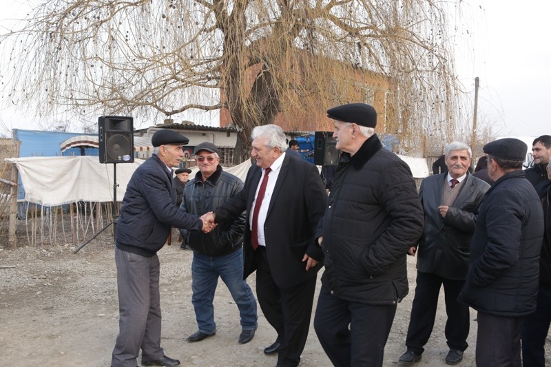 Zeyqəm Hüseynov seçicilərlə görüşlərini davam etdirir -  FOTOLAR