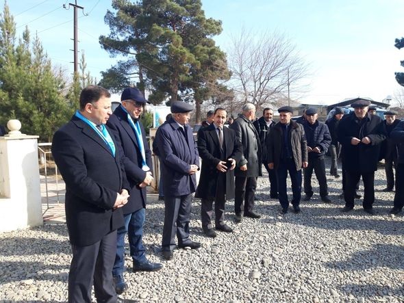 Nizami Səfərov seçiciləri ilə görüşlərini davam etdirir - FOTO