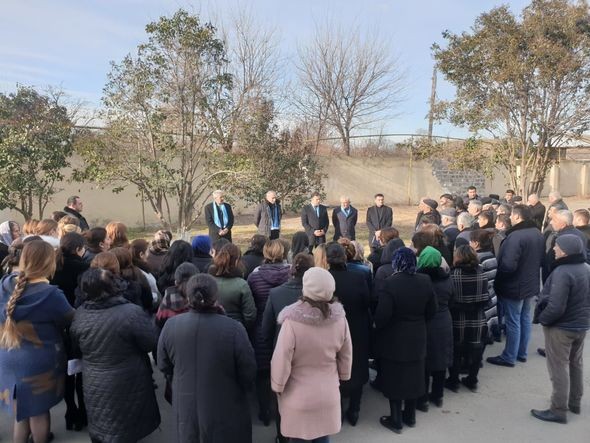 Nizami Səfərov seçiciləri ilə görüşlərini davam etdirir - FOTO