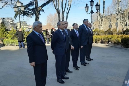 Mikayıl Cabbarov Gürcüstana getdi - FOTO