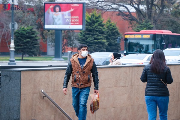 Bakı sakinləri koronavirusdan bu üsulla qorunur - FOTOLAR