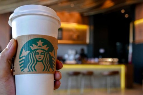 “Starbucks”dan koronavirusla bağlı QADAĞA
