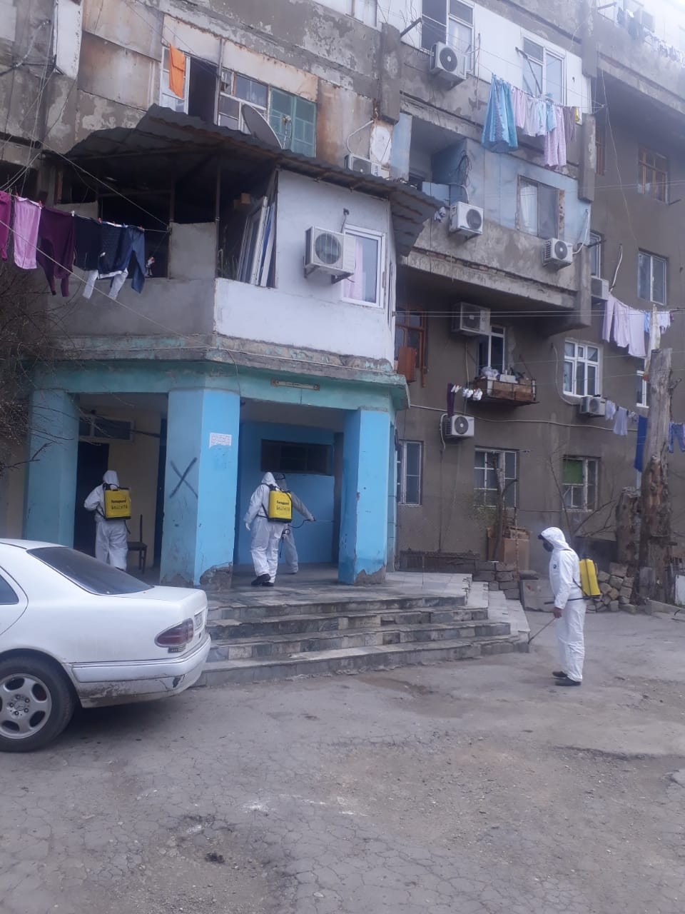 Məcburi köçkünlərin yaşayış yerləri dezinfeksiya edilir - FOTOLAR