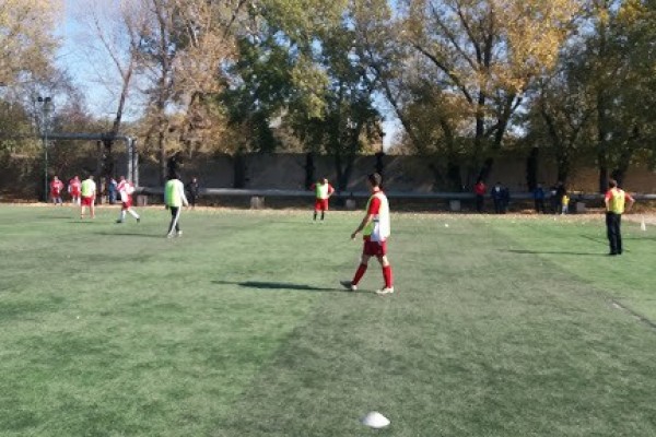Moskvada 10 yaşlı uşaq futbol oynadığı vaxt güllələndi 