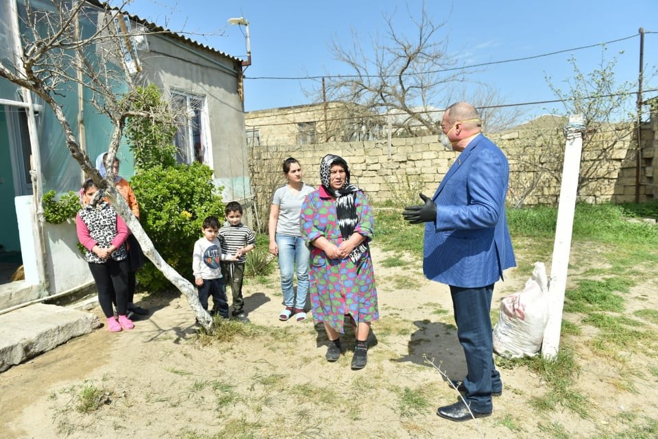 Eldar Quliyev 12 ahılı ziyarət etdi - FOTOLAR