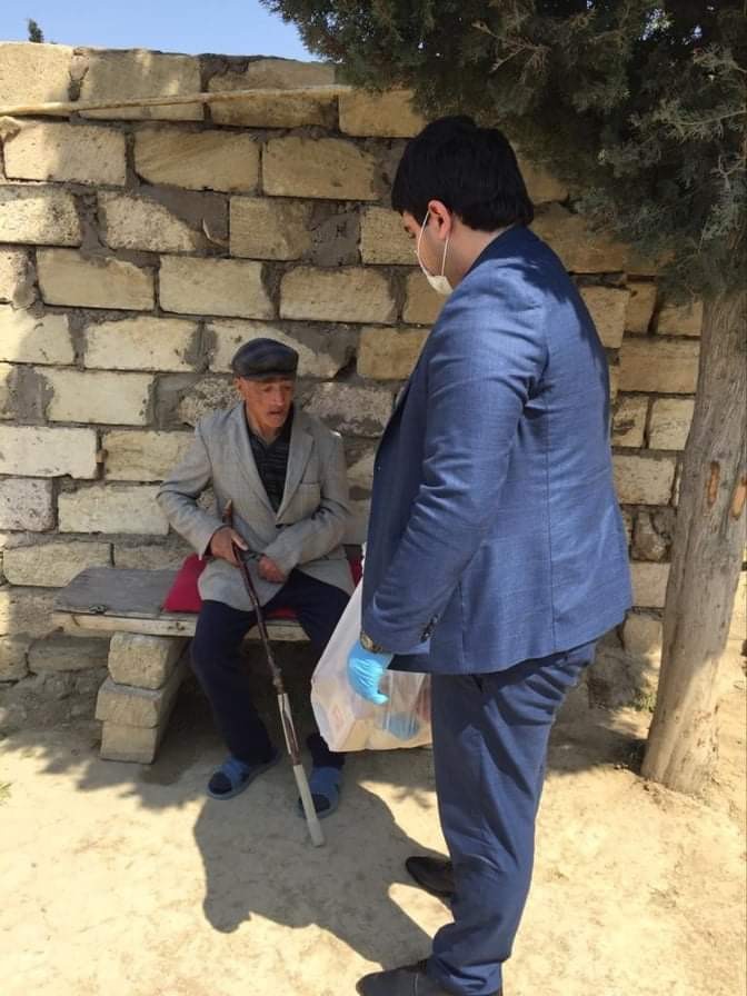 Millət vəkili Mahir Abbaszadə növbəti dəfə məcburi köçkünlərə yardım etdi - Foto