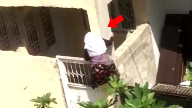 75 yaşlı qadın karantindən bu cür qaçmağa çalışdı - Türkiyədə (FOTO+VİDEO)