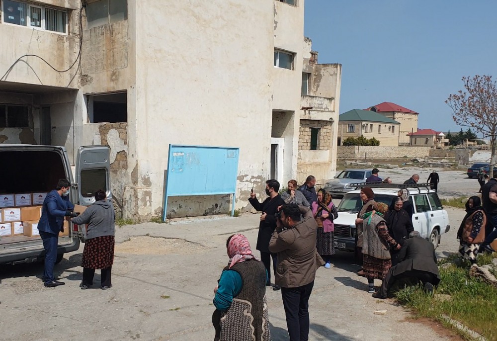 Xaricdəki Azərbaycan evləri “Biz birlikdə güclüyük” aksiyasında fəal iştirak edir - FOTOLAR