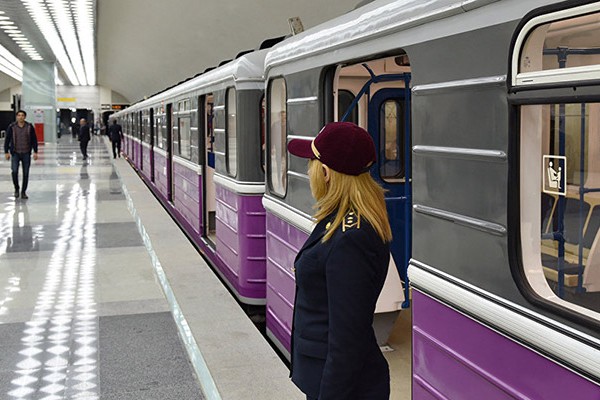 Bakı metrosundan cərimələrlə bağlı AÇIQLAMA