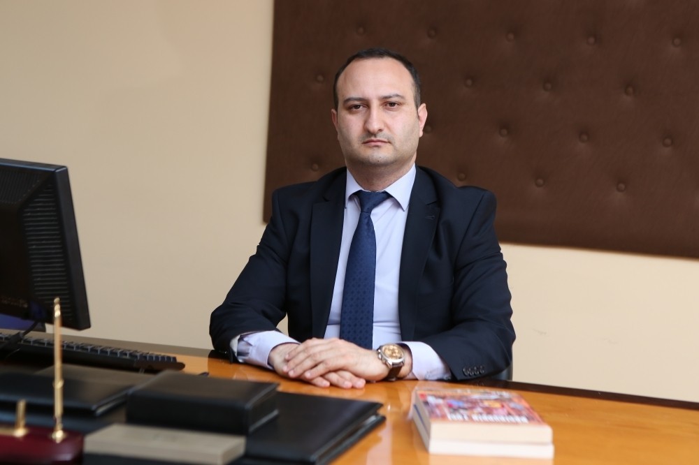 İlham Əliyev onu rektor TƏYİN ETDİ -FOTO