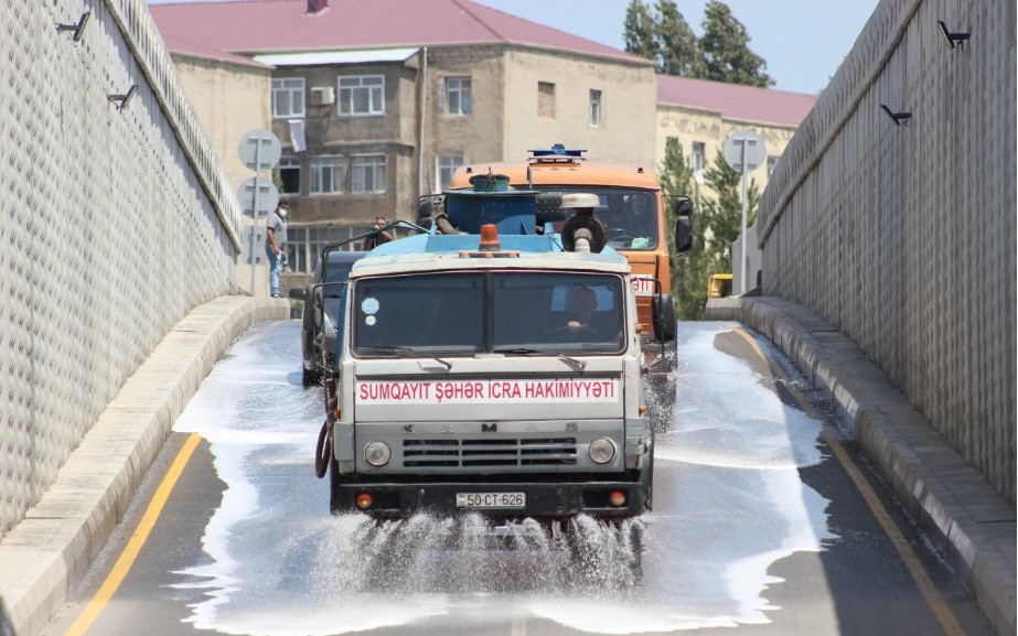 Sumqayıtda dezinfeksiya işləri davam edir - FOTOLAR