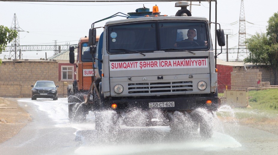 Sumqayıtda dezinfeksiya işləri davam edir - FOTOLAR