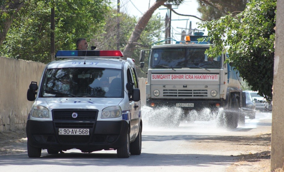 Sumqayıtda dezinfeksiya işləri davam edir - FOTOLAR