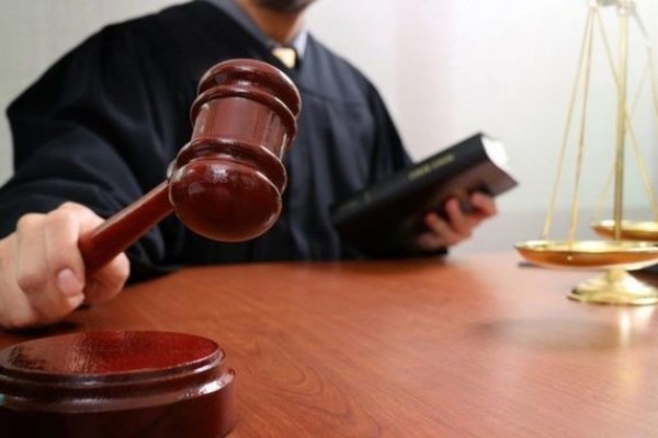 Azərbaycanda 3 hakim işdən çıxarıldı, ikisinə töhmət verildi