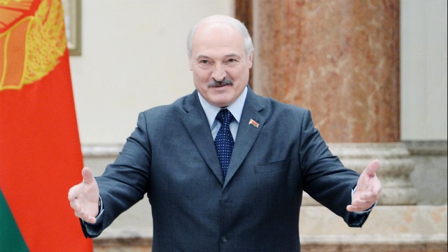 Belarusda COVID-19-dan “dərmansız” sağaltmağı öyrəndilər - Lukaşenko təşəkkür etdi