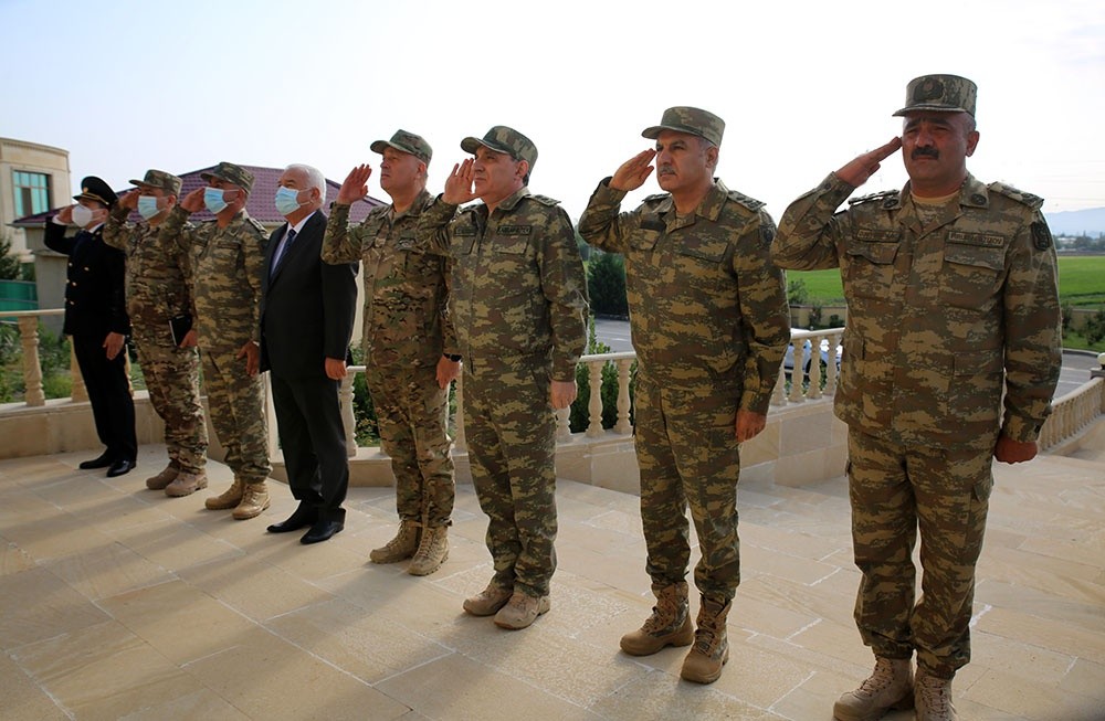 Baş Prokuror və Hərbi Prokuror cəbhəboyu ZONADA (FOTOLAR)