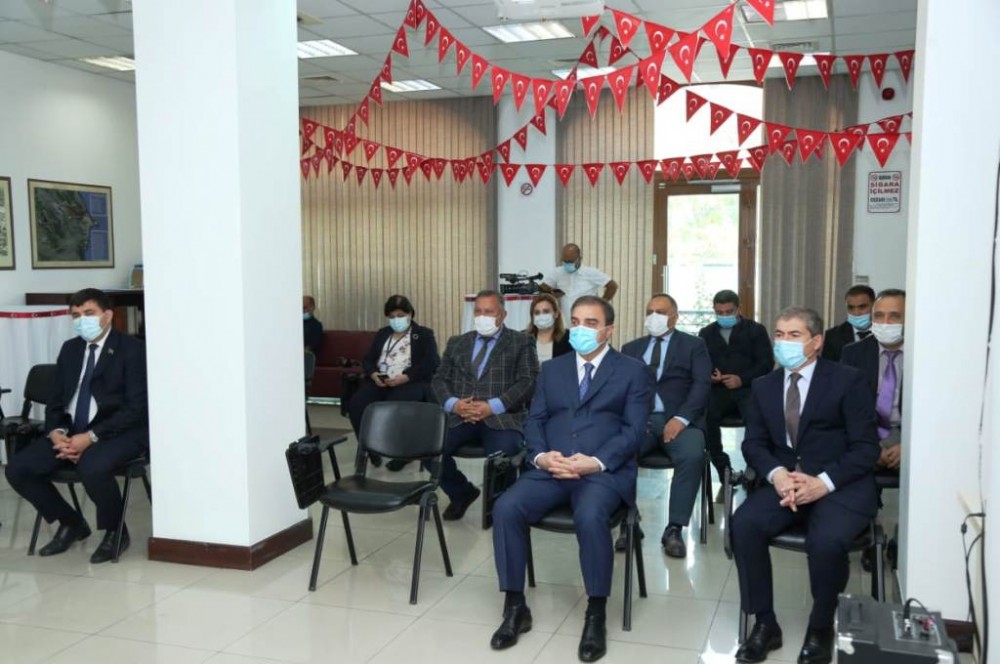 Niyazi Bayramov Türkiyənin Gəncədəki Baş Konsuluna başsağlığı verdi - FOTO