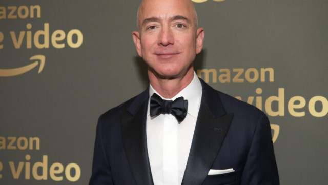 Ceff Bezos "Amazon"un səhmlərini bu qiymətə satdı