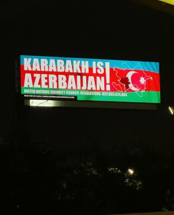 Mayamidə “Karabakh is Azerbaijan” şüarı yazılmış lövhələr asılıb - FOTOLAR