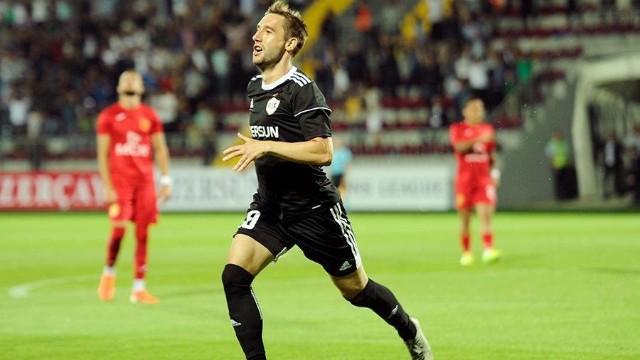 “Qarabağ”ın futbolçusu Avropa Liqasının intizamsızları arasında 