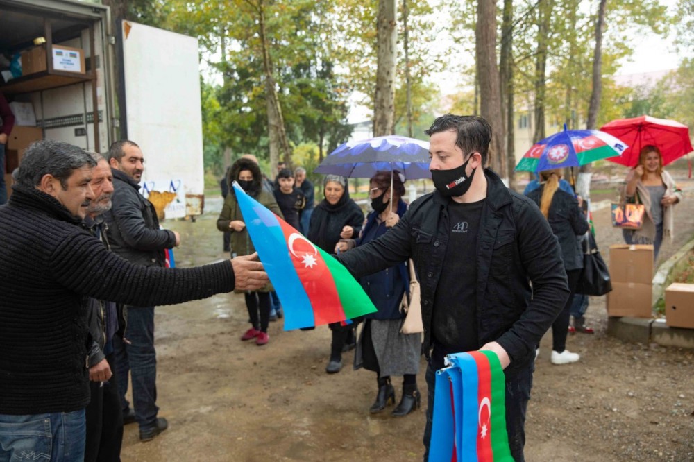 “Azərsun Holdinq” “Bayrağımız qürurumuzdur” aksiyası keçirdi - FOTOLAR