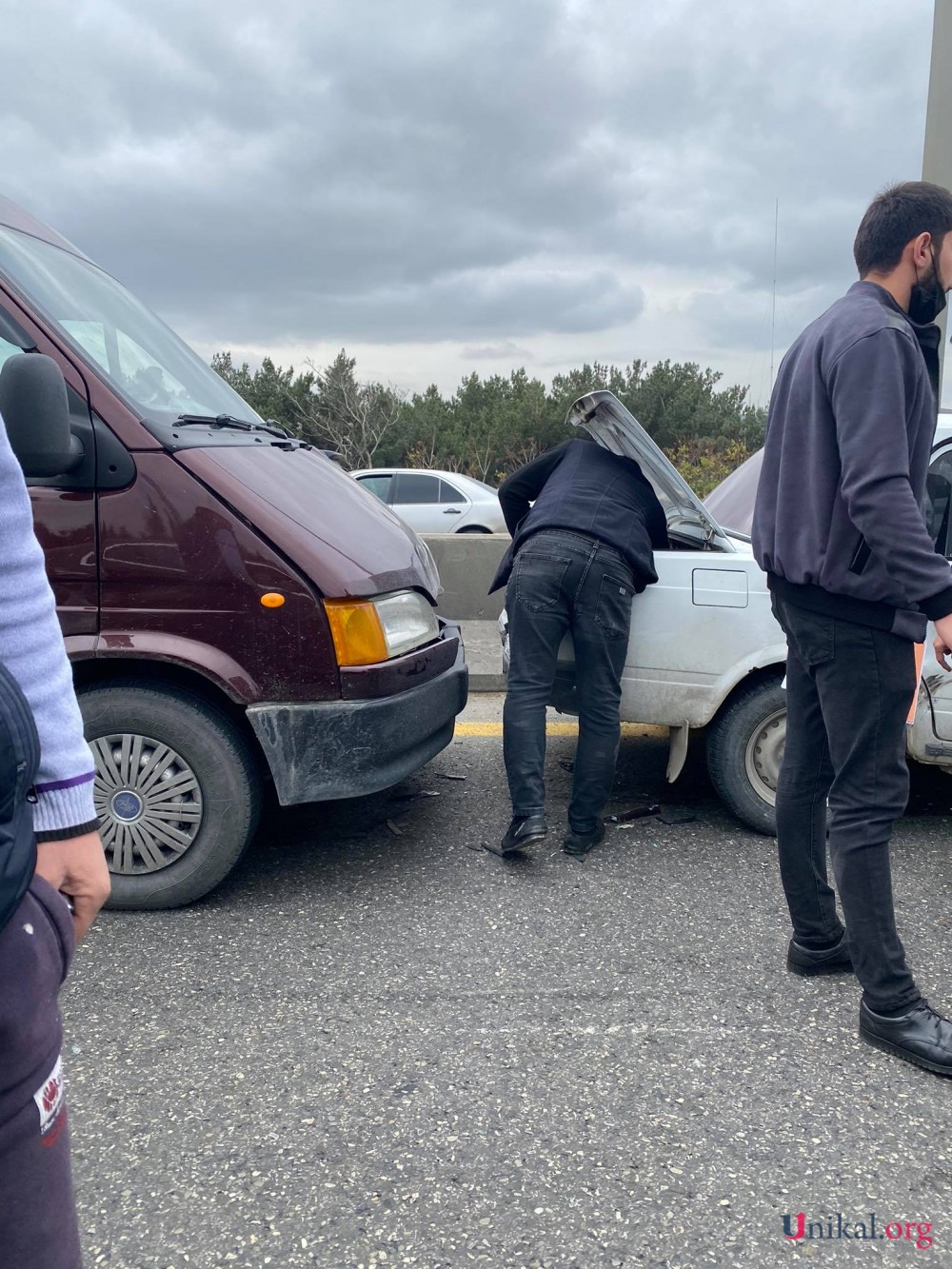 Bakı-Sumqayıt yolunda qəza tıxaca səbəb oldu - FOTO