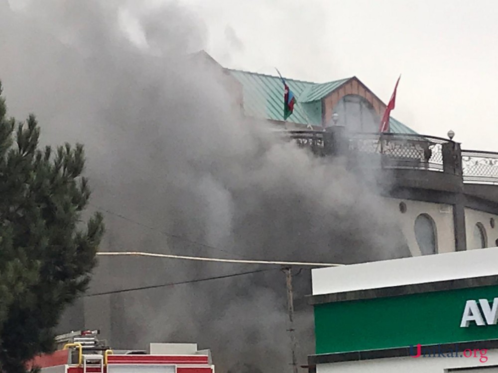 Bakıda baş verən güclü yanğın söndürüldü - YENİLƏNİB