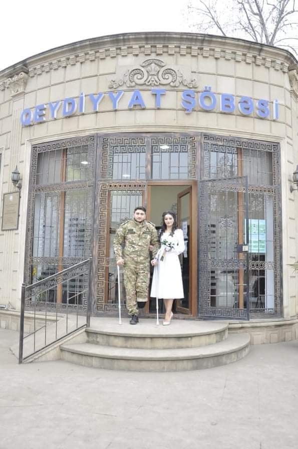 "Sevgi əngəl tanımamalıdır" - Nikah fotosu yayılan qazimiz (Foto)